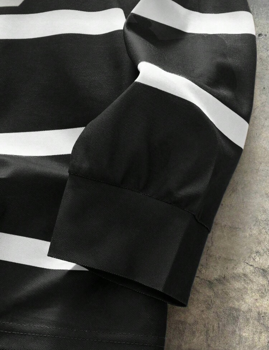 Los Angeles 90s style skater long sleeve polo